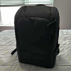 Nomatic Backpack